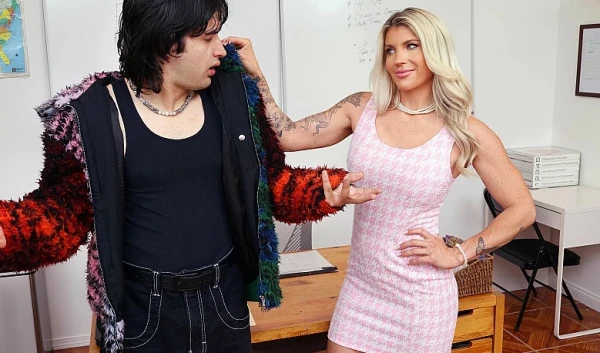 Учёба закончилась жаркой еблёй с красивой наставницей учительницей!